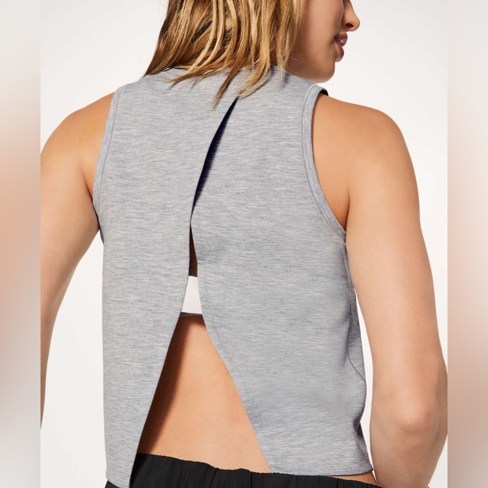 Lululemon Minimal Tank size M